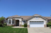 Building Photo - 5812 Sandlewood Way