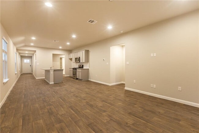 Building Photo - 612 Roaring Fork Ln