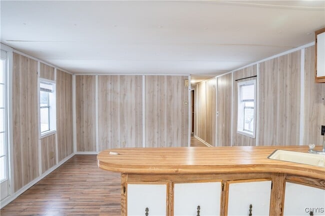 Building Photo - 110 Mountain View Ln