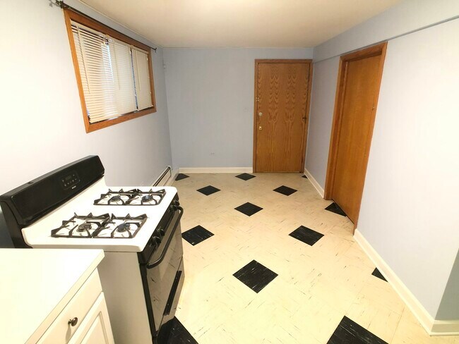 Building Photo - 4521 S St Louis Ave