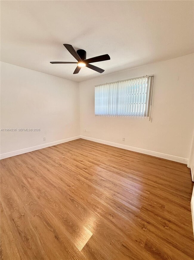 Building Photo - 4917 W Park Rd