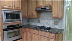 Building Photo - 1767 Lakeside Enclave Dr