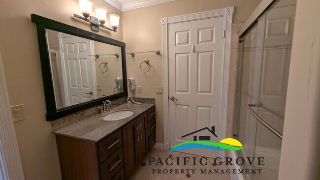 Building Photo - Family Living with Coastal Views