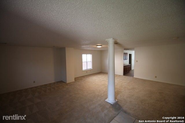 Building Photo - 4 br, 2.5 bath House - 8234 Chestnut Manor Dr