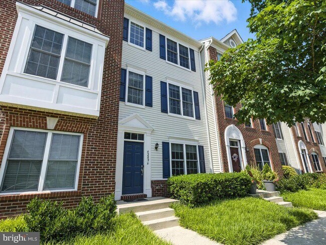 Primary Photo - 42896 Pamplin Terrace