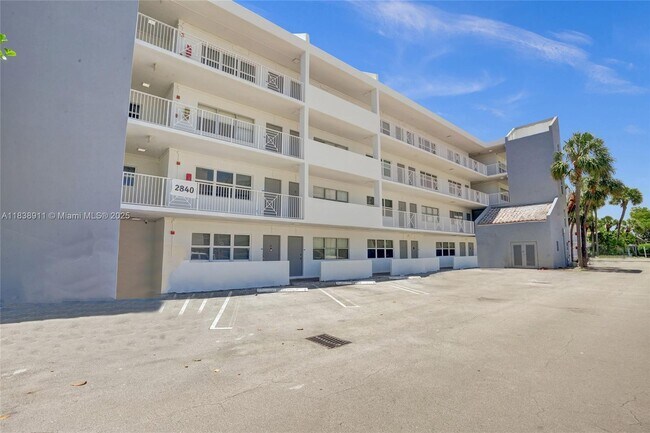 Building Photo - 2840 NE 14th Street Causeway