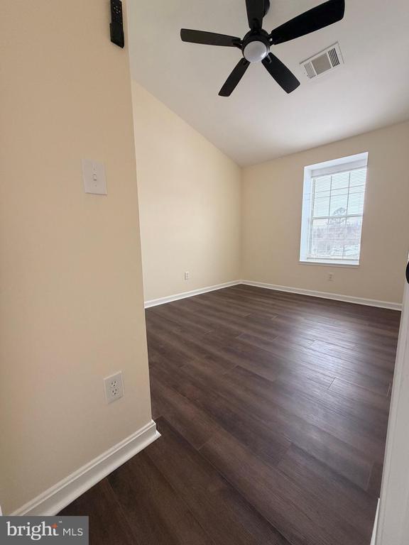 Building Photo - 14120 Silver Teal Way