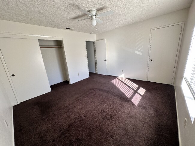 Building Photo - 1421 Cimarron Ct