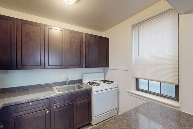 Floorplan - 5337 S. Hyde Park Boulevard