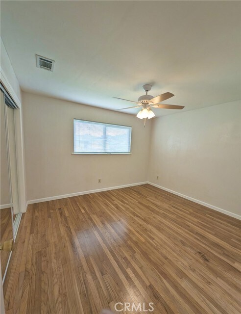 Building Photo - 877 Pearl Dr