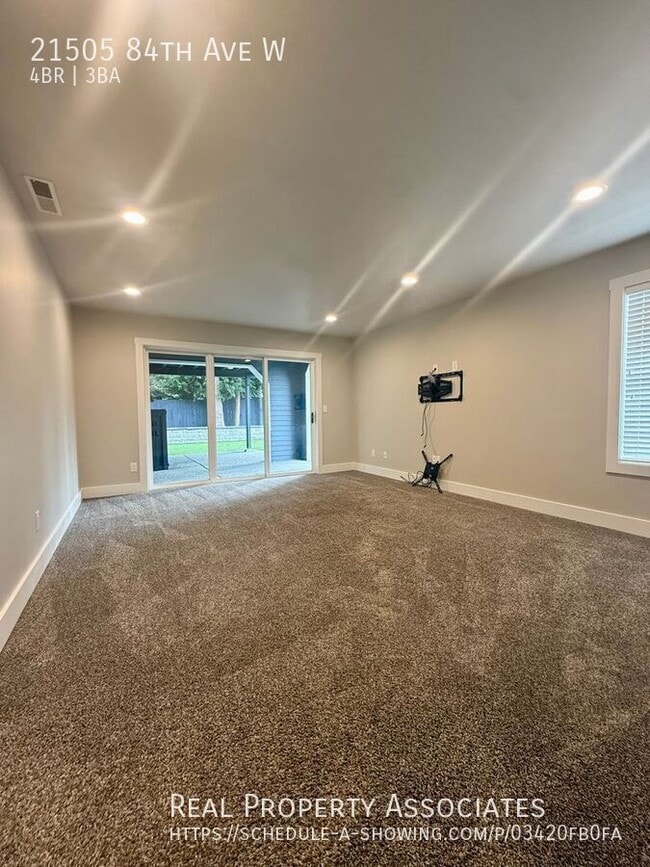 Building Photo - 21505 84th Ave W