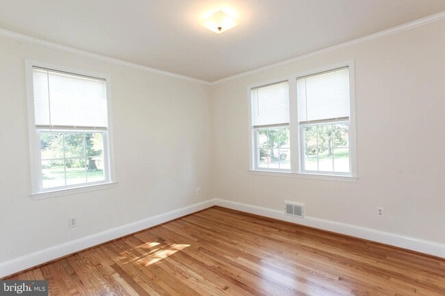 Building Photo - 3263 St Johns Ln