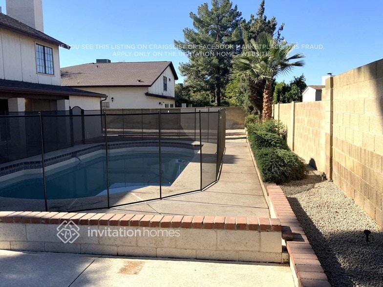 Building Photo - 6308 W Shangri La Rd