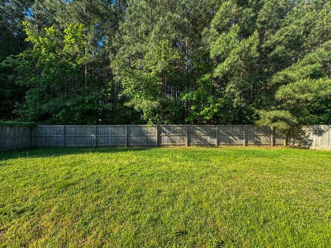 Building Photo - Attractive 3 Bed 2 Bath Home in Westgate