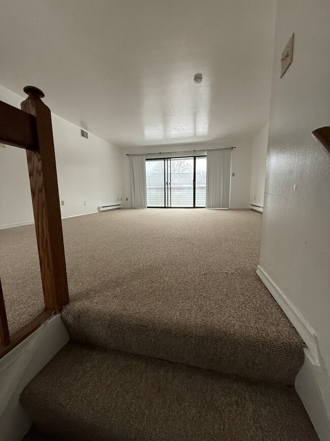 Building Photo - 96 Candlewood Dr