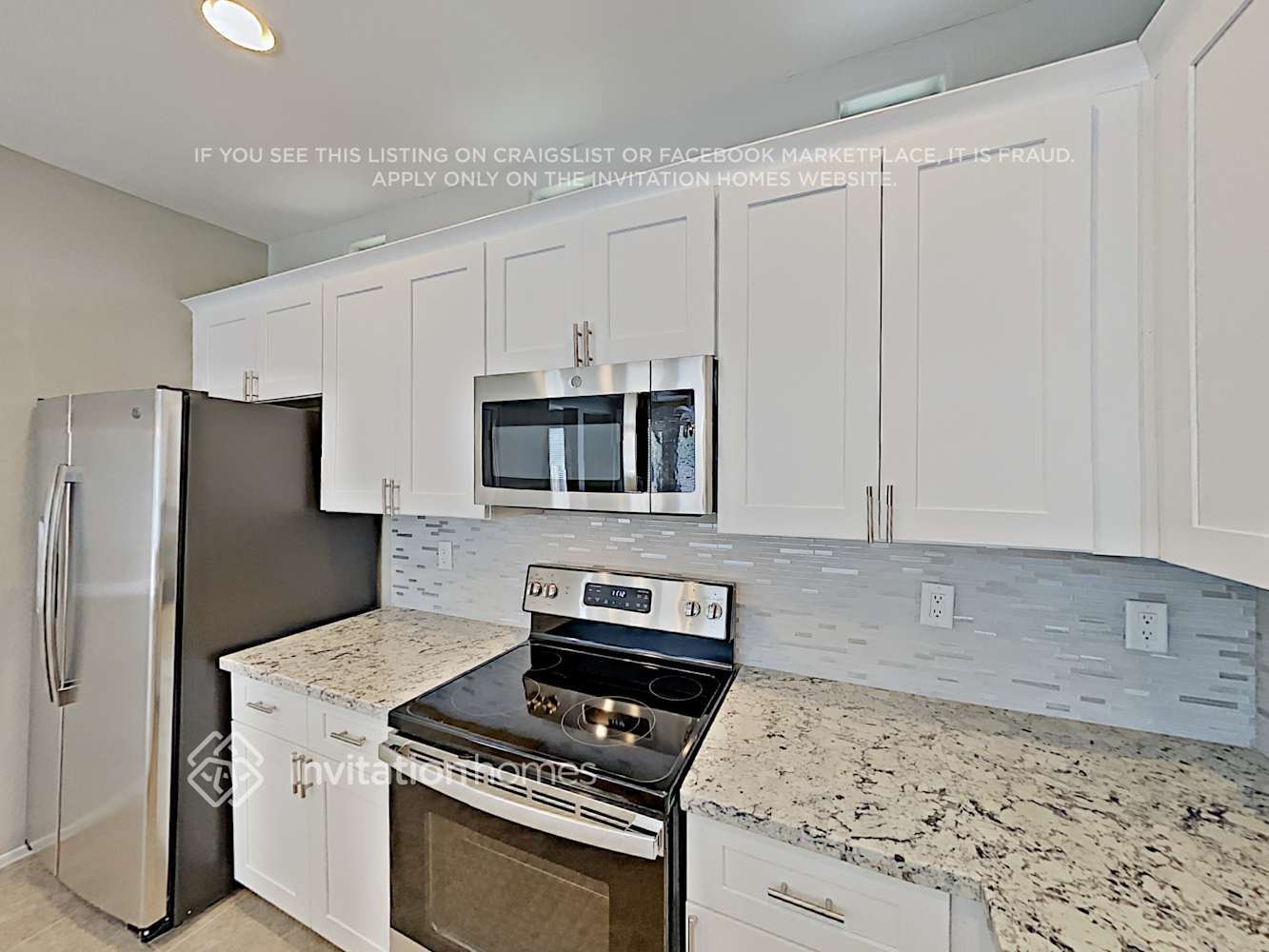 Building Photo - 3942 E Yeager Dr