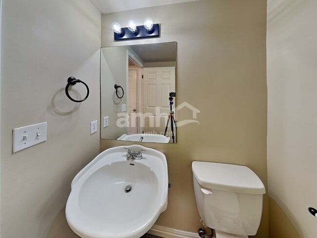 Building Photo - 3804 W 5625 S