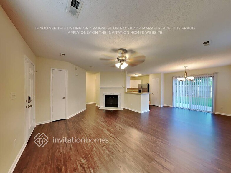 Building Photo - 11814 Stewarts Crossing Dr