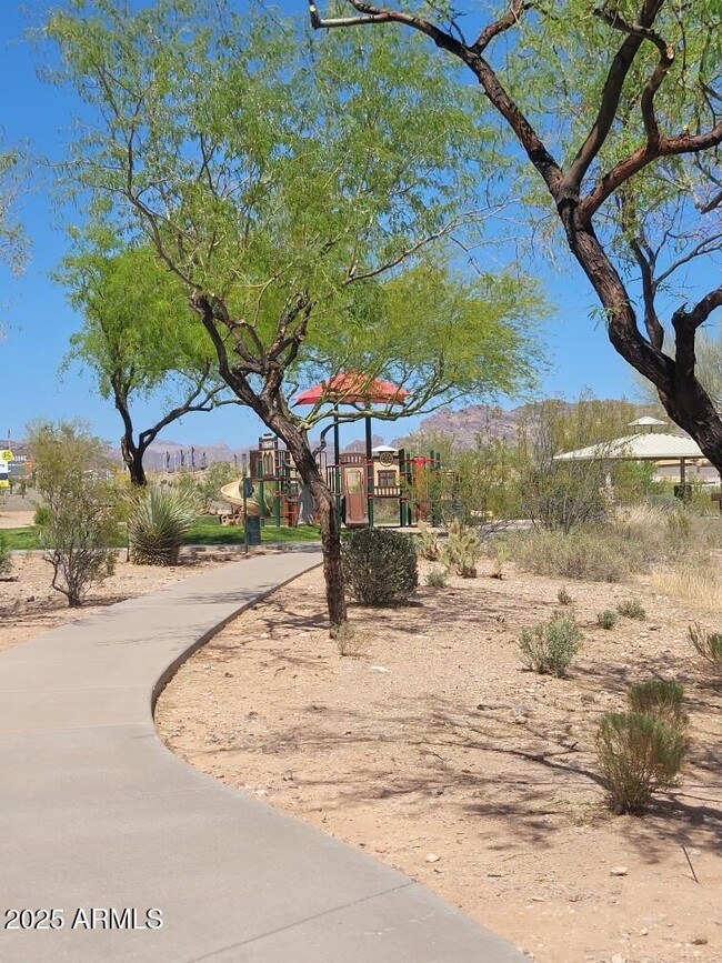 Building Photo - 48171 N La Soledad