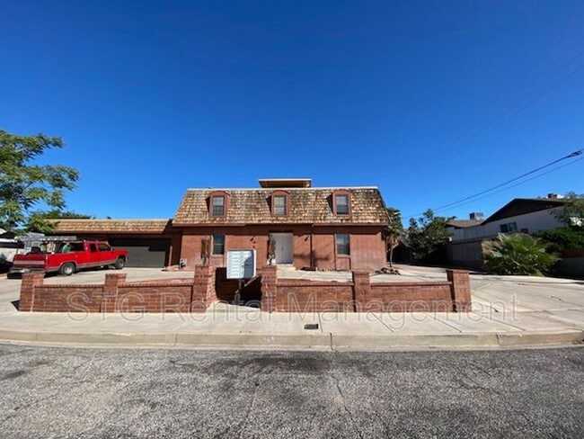 Building Photo - 145 E 500 S