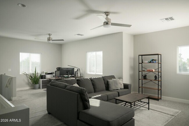 Building Photo - 2821 N 28th Pl