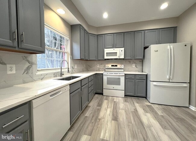 Building Photo - 2035 Madrillon Springs Ct