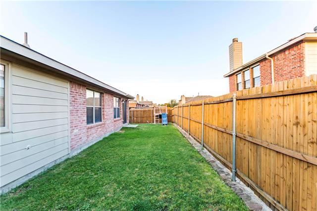 Building Photo - 365 Basswood Ln