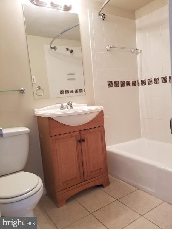 Building Photo - 3815 Swann Rd