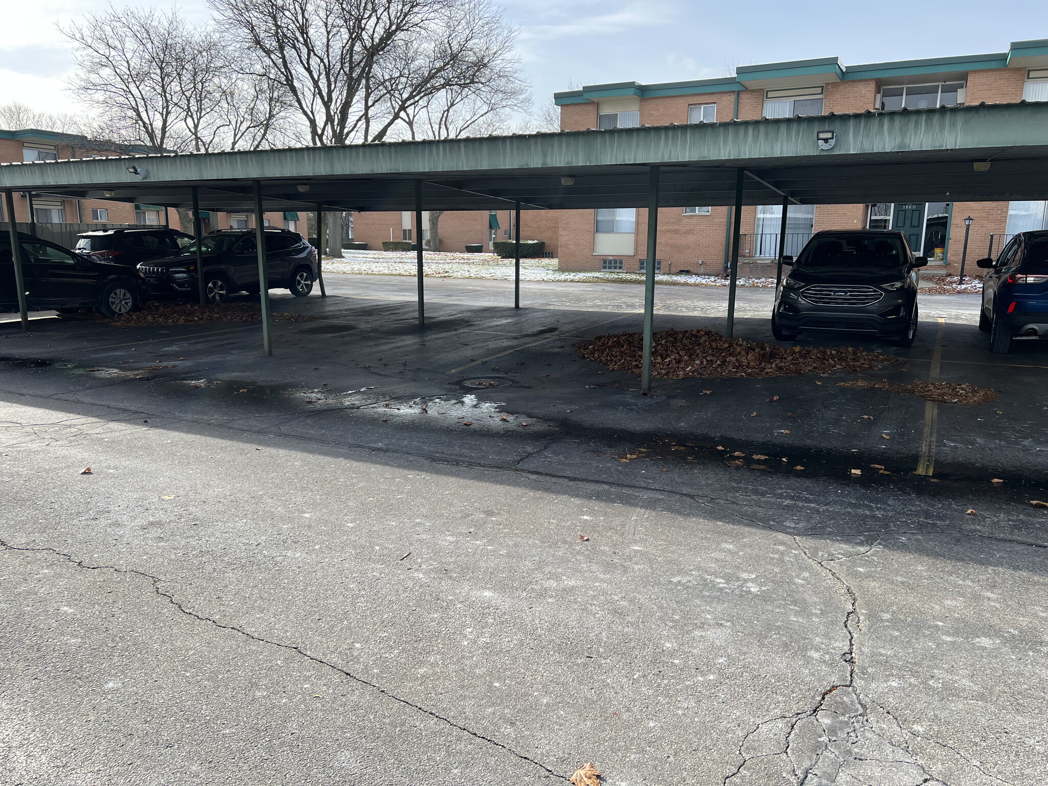 Carport - 1840 Axtell Dr