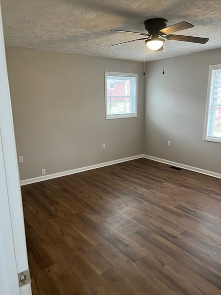 Building Photo - 410 Nace Rd