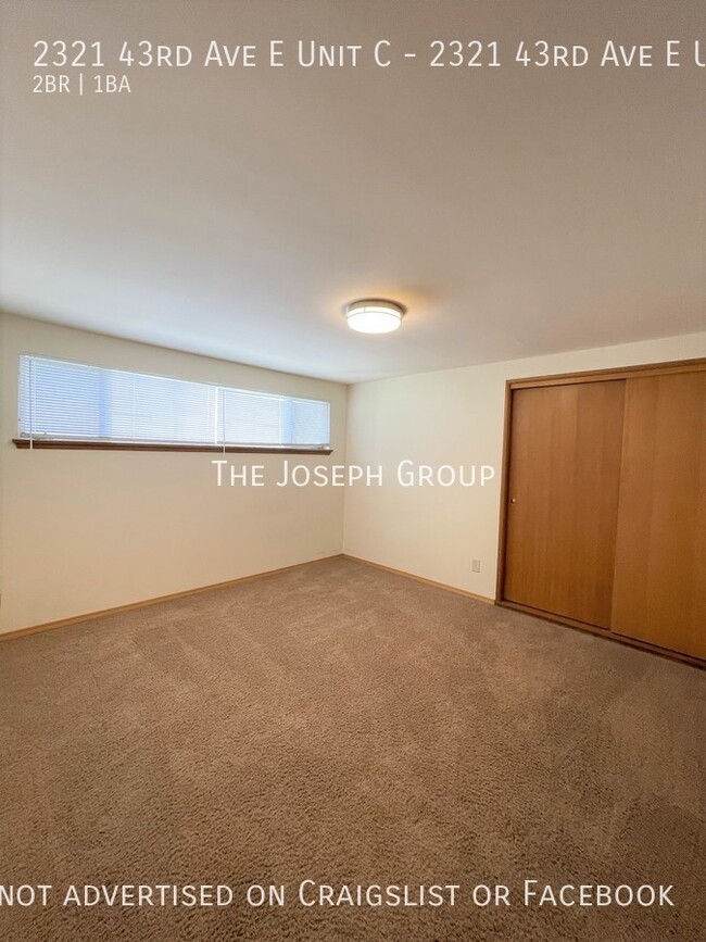 Building Photo - Amazing 2 bed/1 bath in Madison Park!