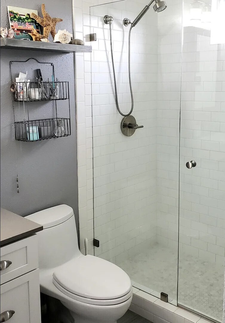 Building Photo - 2127 Hanford Dr