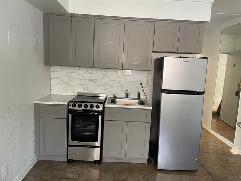 Building Photo - 101 Woodhaven Dr