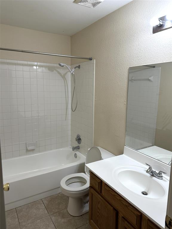 Building Photo - 13915 Randalstone Dr