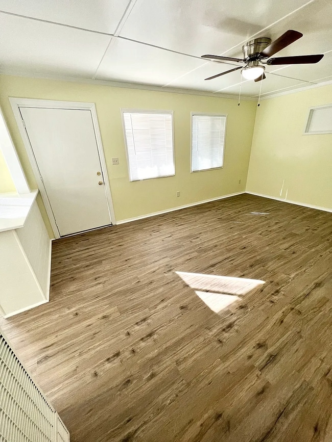 Building Photo - Charming one-bedroom, one-bath house