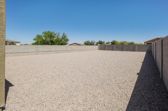 Building Photo - 37682 W Merced St