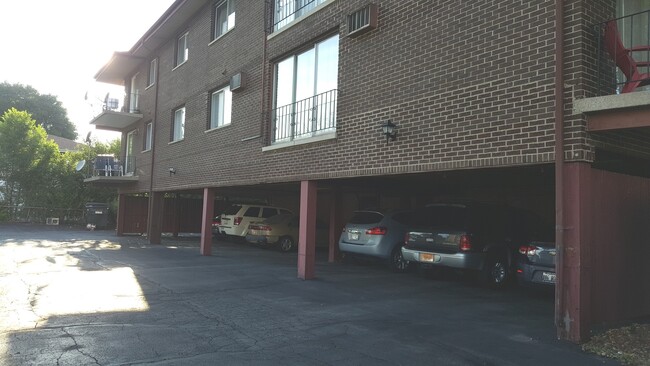 Building Photo - 10440 Mason Ave