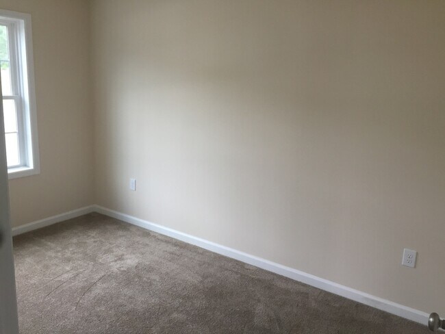 Building Photo - 38 Rudd Farm Dr