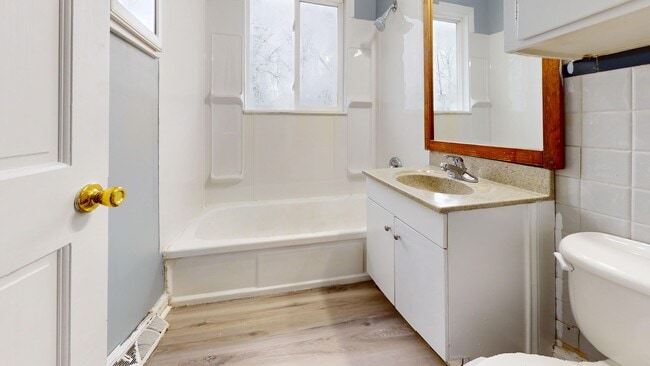 Building Photo - Galion Schools, Ranch with Garage!