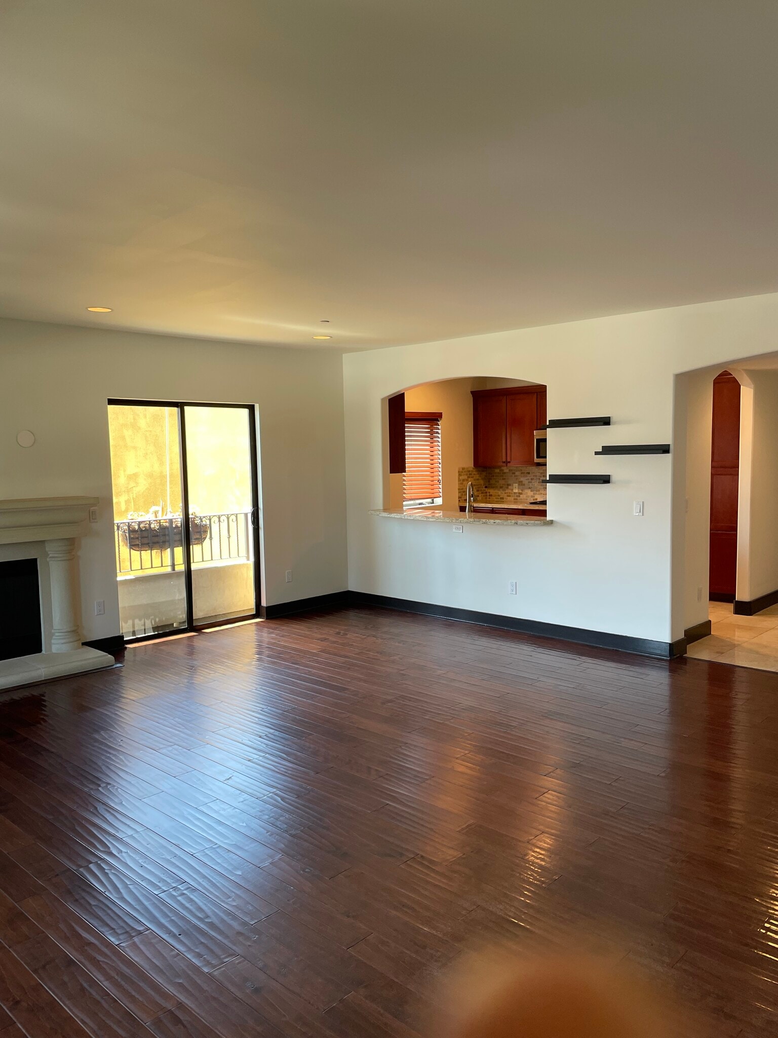 Dining Area - 1215 Armacost Ave