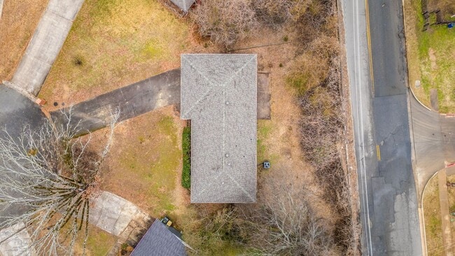 Building Photo - Updated 3BR/2BA Brick Home with Hardwood Floors & Large Yard