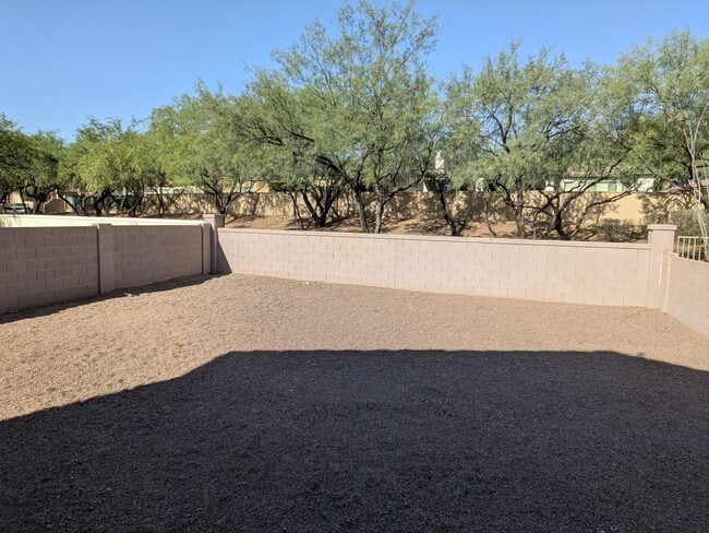 Building Photo - Three bedroom rental in Rancho Sahuarita Move -in ready