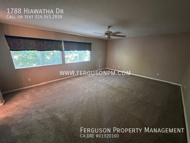 Building Photo - 1788 Hiawatha Dr