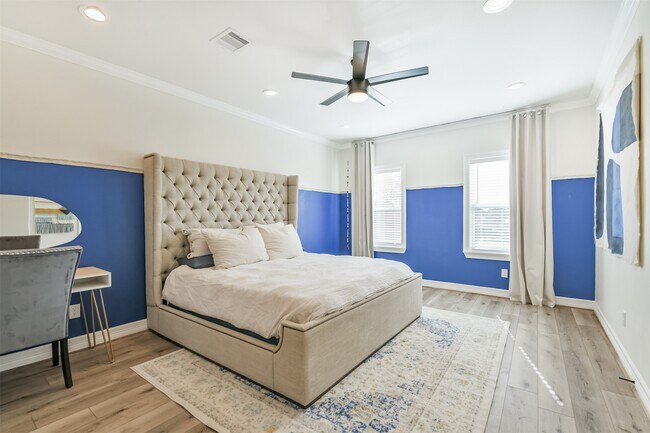 Building Photo - 1010 Melneeka Ln