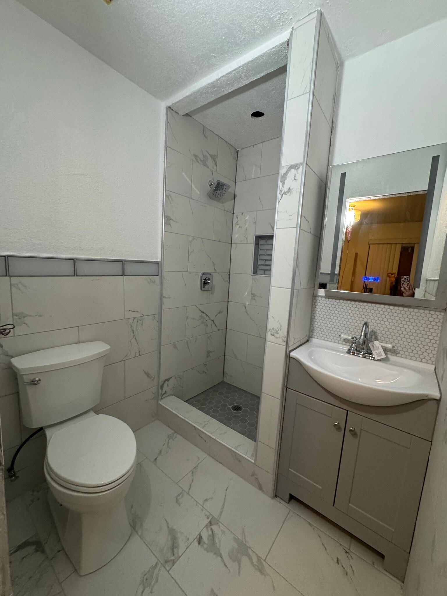 Building Photo - 119 E 87th St