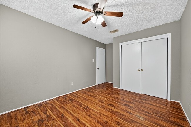 Building Photo - 16355 Sierra Grande Dr