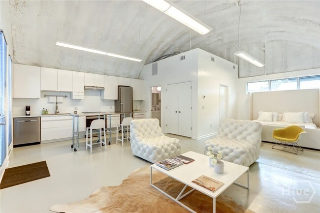 Building Photo - 103 Brandywine Rd