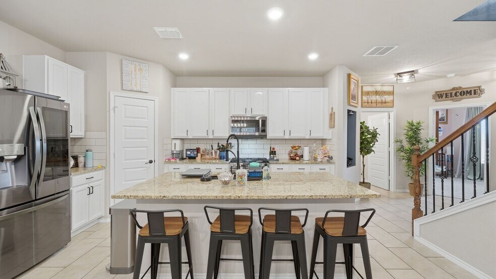 Building Photo - 2011 Sisyphus Vw