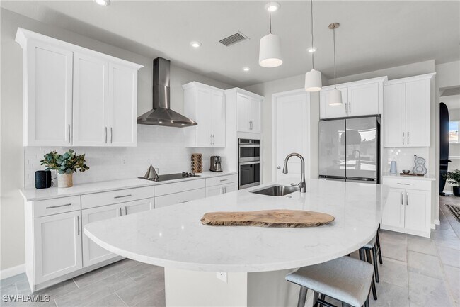 Building Photo - 4595 Arboretum Cir