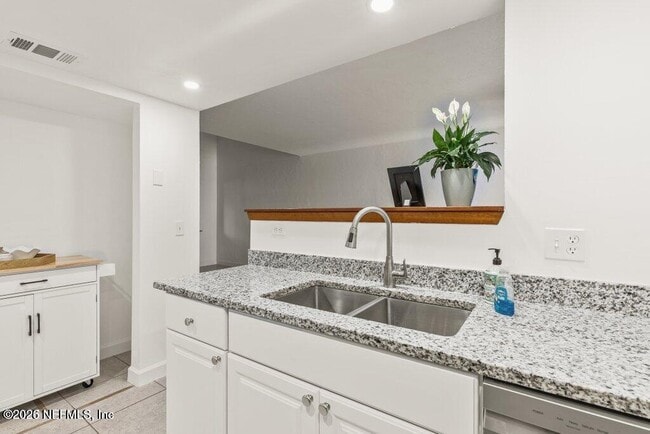 Building Photo - 2885 Sand Castle Ln